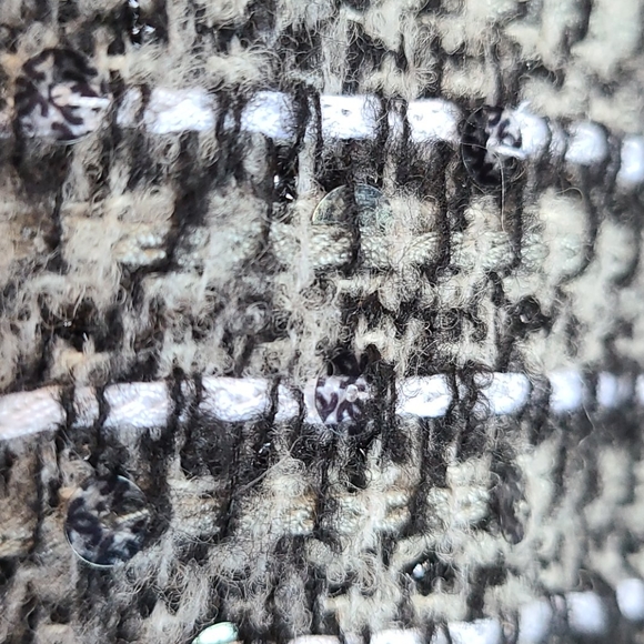 CHANEL 06A Tweed Dress w/Sequins [size 42] - Picture 4 of 12